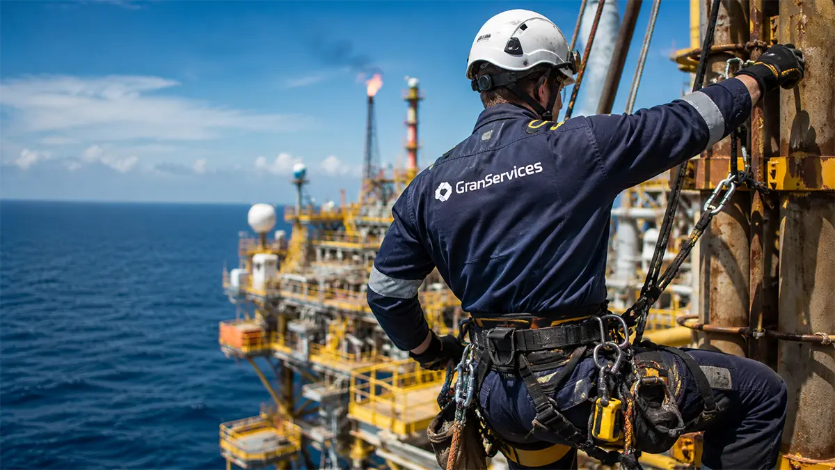 Anúncio do processo seletivo da GranServices com vagas Onshore e Offshore em Macaé.